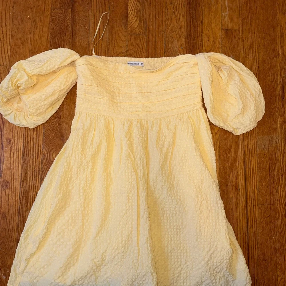 Yellow Abercrombie Emerson Off-Shoulder Dress - Picture 2 of 6
